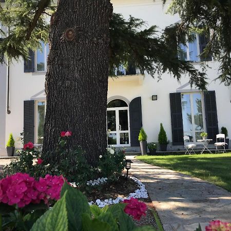 B&B Villa Prestigio Нови Лигуре Екстериор снимка