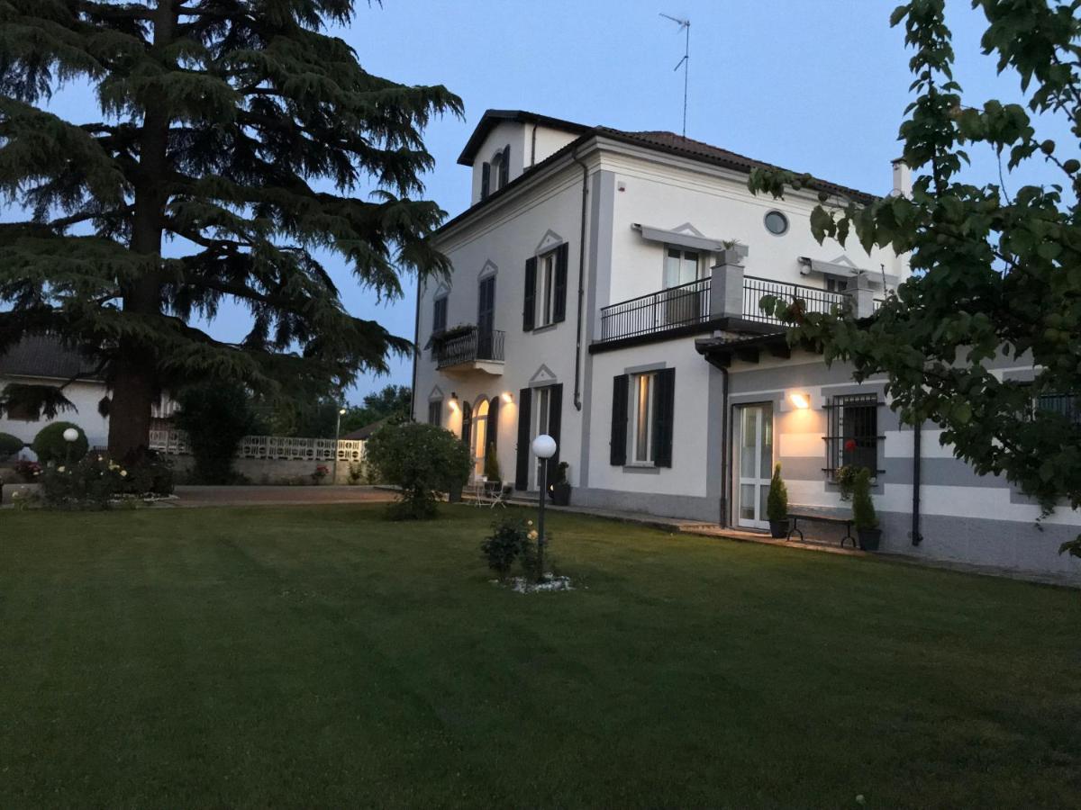 B&B Villa Prestigio Нови Лигуре Екстериор снимка